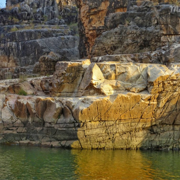 Jabalpur Bhedaghat marble rocks moonlight boat ride honeymoon MP