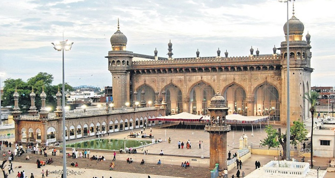 tourist places near charminar hyderabad