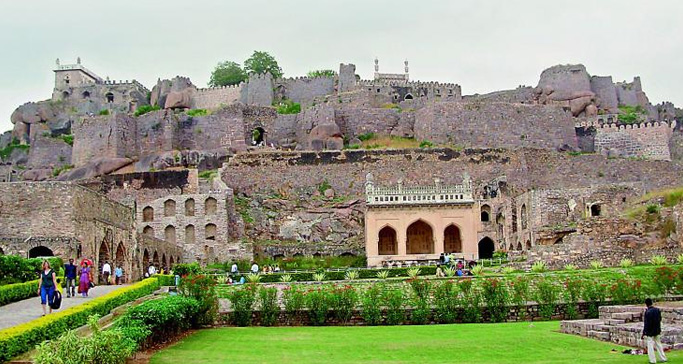 golconda-fort