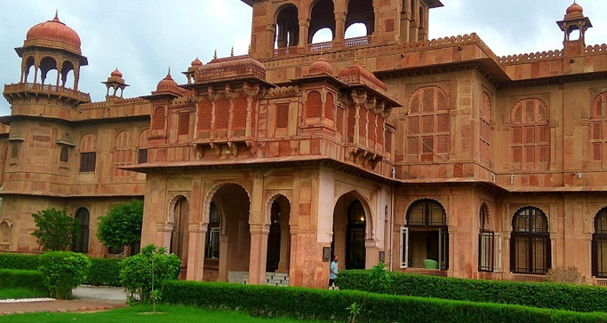 lalgarh-palace